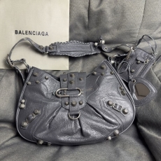 Balenciag Le Cagole Bags